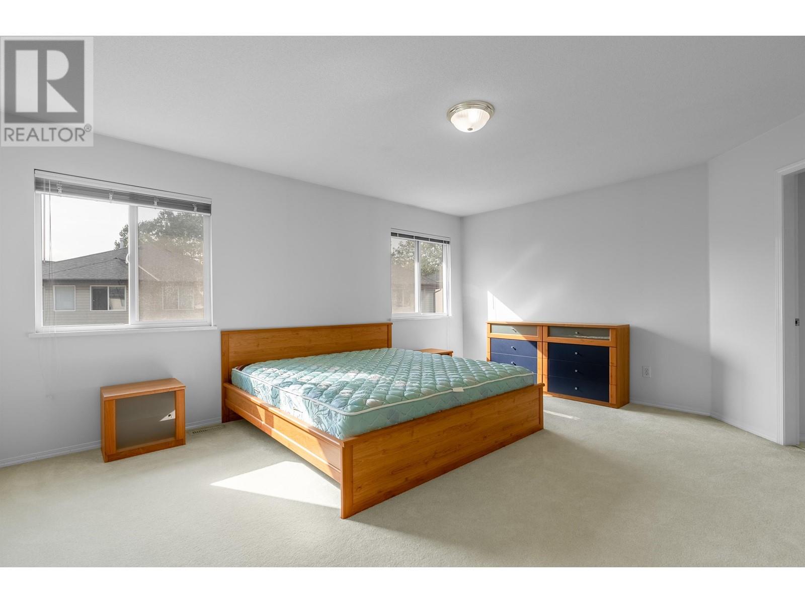 Listing Picture 13 of 27 : 22691 CHALDECOTT DRIVE, Richmond / 烈治文 - 魯藝地產 Yvonne Lu Group - MLS Medallion Club Member
