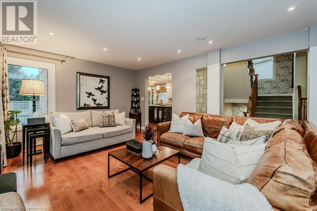 568 Little Dover CrescentWaterloo, Ontario  N2K 4E4 - Photo 7 - 40680959