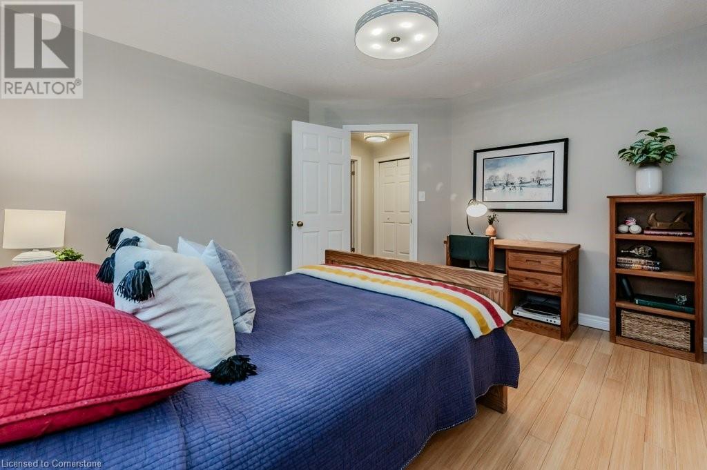 568 Little Dover CrescentWaterloo, Ontario  N2K 4E4 - Photo 17 - 40680959