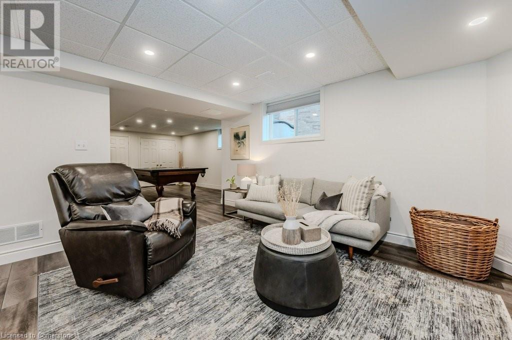 568 Little Dover CrescentWaterloo, Ontario  N2K 4E4 - Photo 34 - 40680959