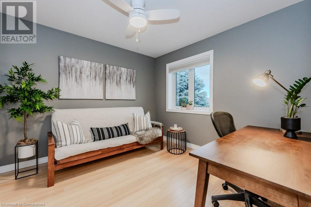 568 Little Dover CrescentWaterloo, Ontario  N2K 4E4 - Photo 18 - 40680959