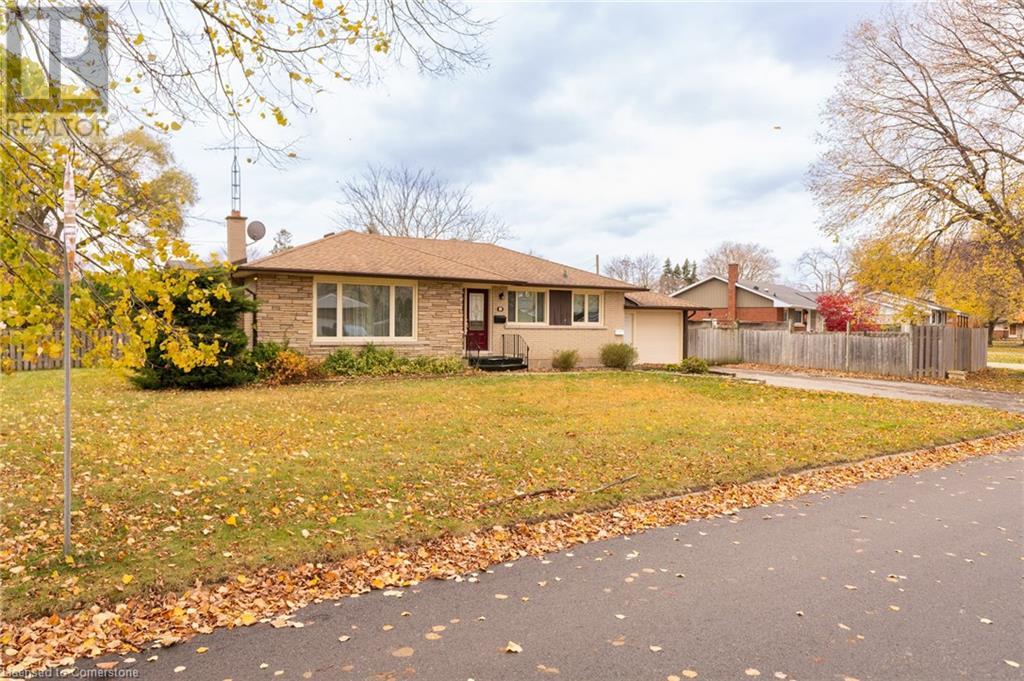 1 Cherrylane Drive, St. Catharines, Ontario  L2M 2H7 - Photo 3 - 40682437