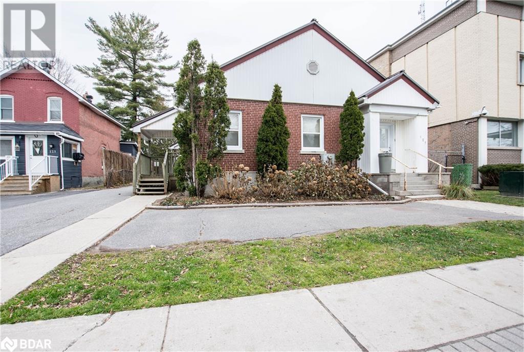 127 MANITOBA Street, Bracebridge, Ontario