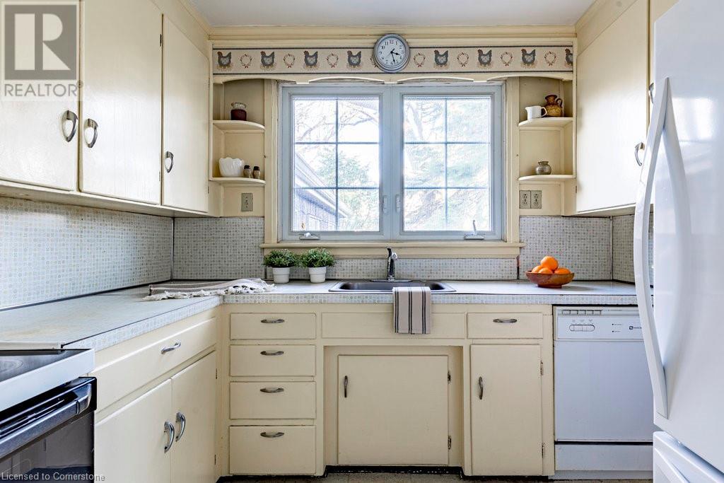 45 West 4th Street, Hamilton, Ontario  L9C 2M5 - Photo 13 - 40681820