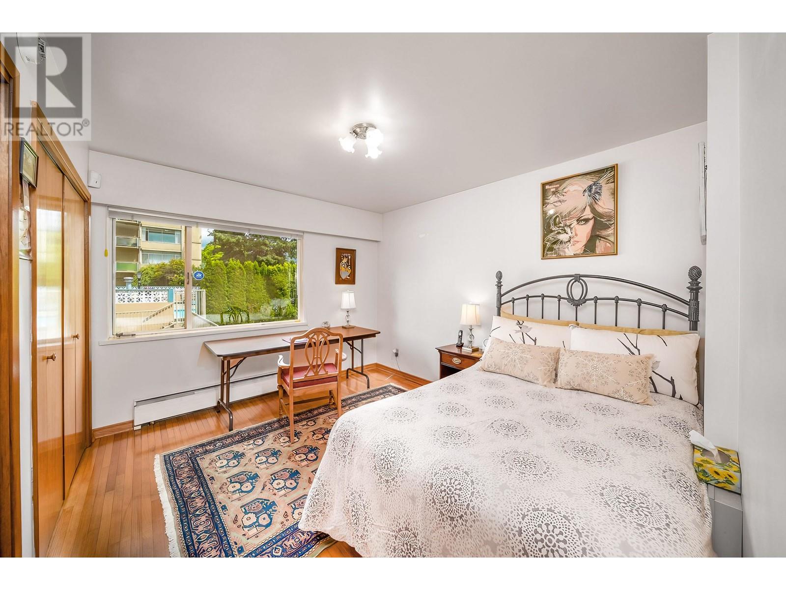 Listing Picture 19 of 31 : 206 2409 W 43RD AVENUE, Vancouver / 溫哥華 - 魯藝地產 Yvonne Lu Group - MLS Medallion Club Member