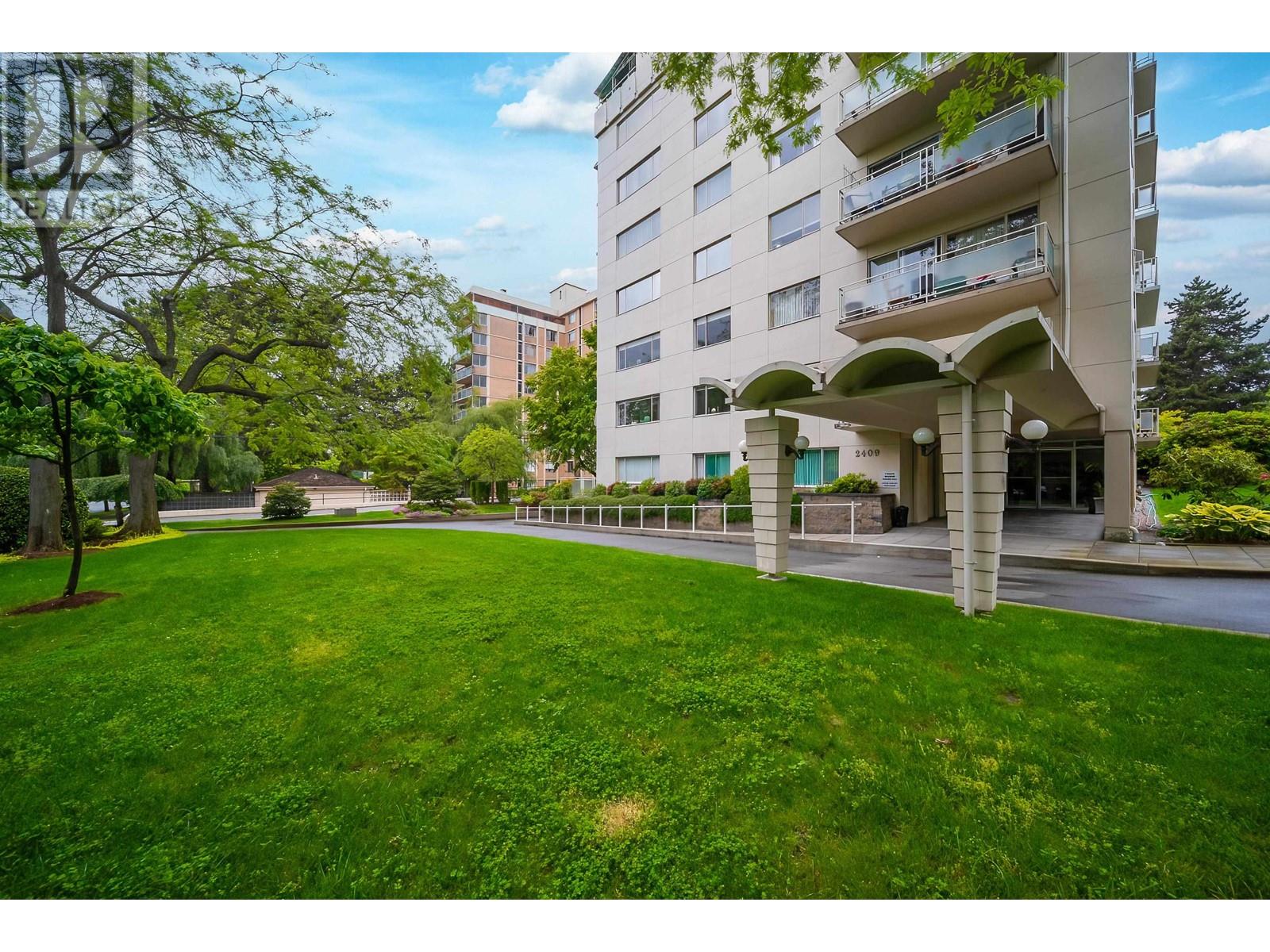 Listing Picture 29 of 31 : 206 2409 W 43RD AVENUE, Vancouver / 溫哥華 - 魯藝地產 Yvonne Lu Group - MLS Medallion Club Member