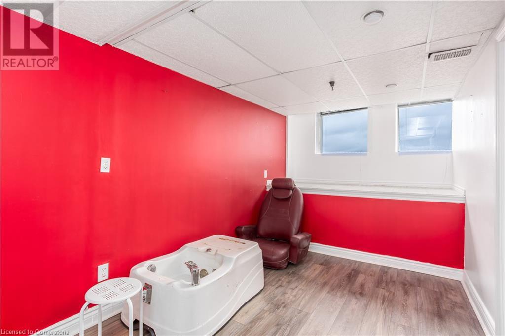 2200 Rymal  Road E Unit# 8b, Hamilton, Ontario  L7R 0E4 - Photo 25 - 40681346