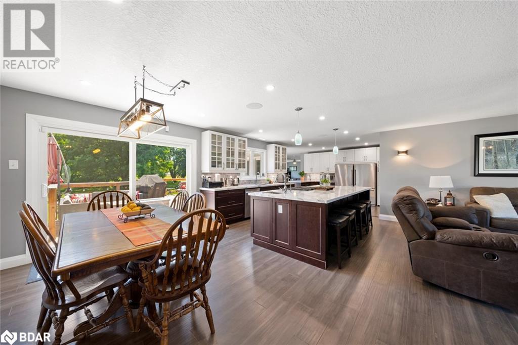 1277 Sunnidale Road, Springwater, Ontario  L9X 1W5 - Photo 11 - 40681934