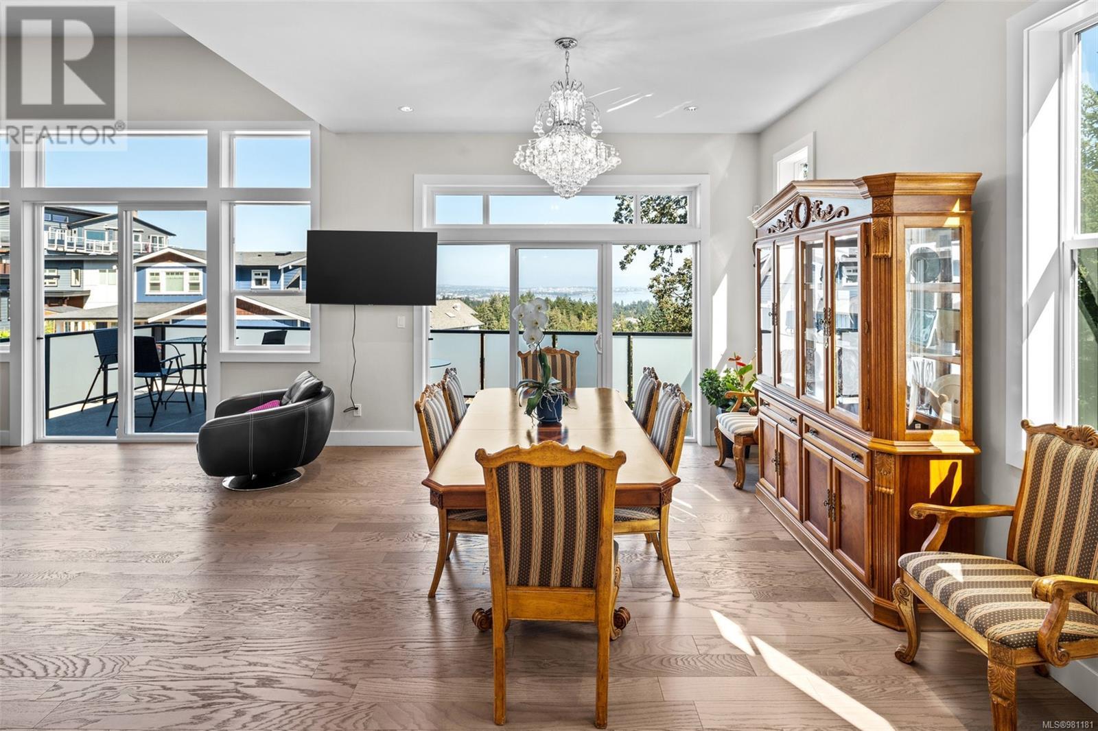 Property at 687 Leeview Lane image 3