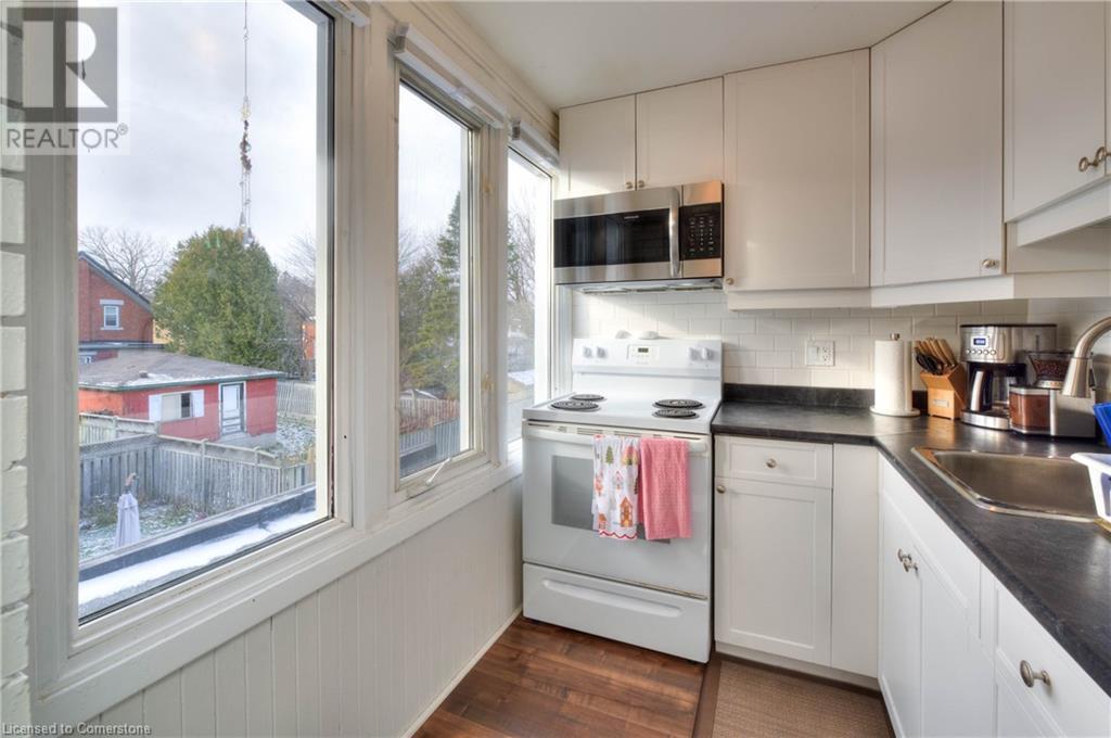134 Brubacher Street, Kitchener, Ontario  N2H 2W6 - Photo 12 - 40680857