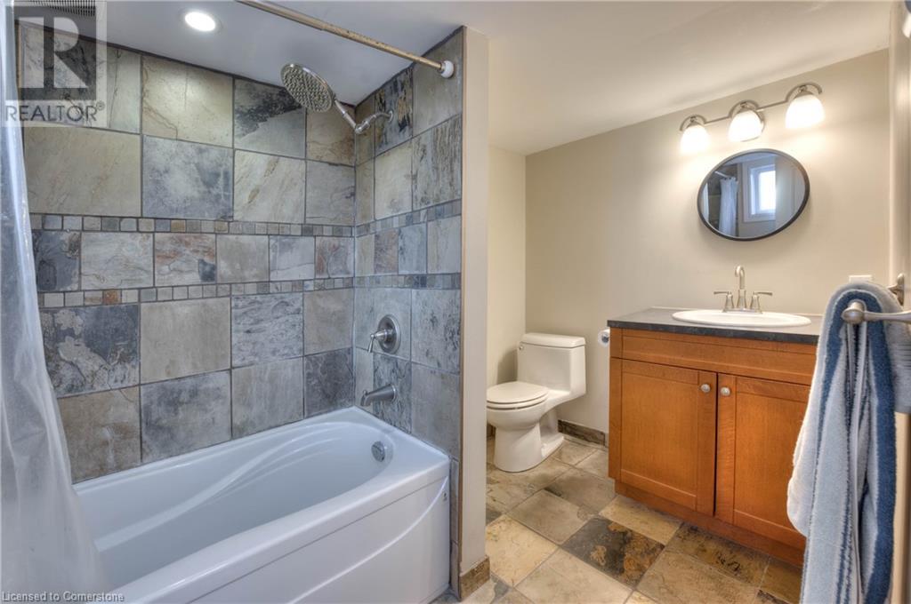 134 Brubacher Street, Kitchener, Ontario  N2H 2W6 - Photo 39 - 40680859