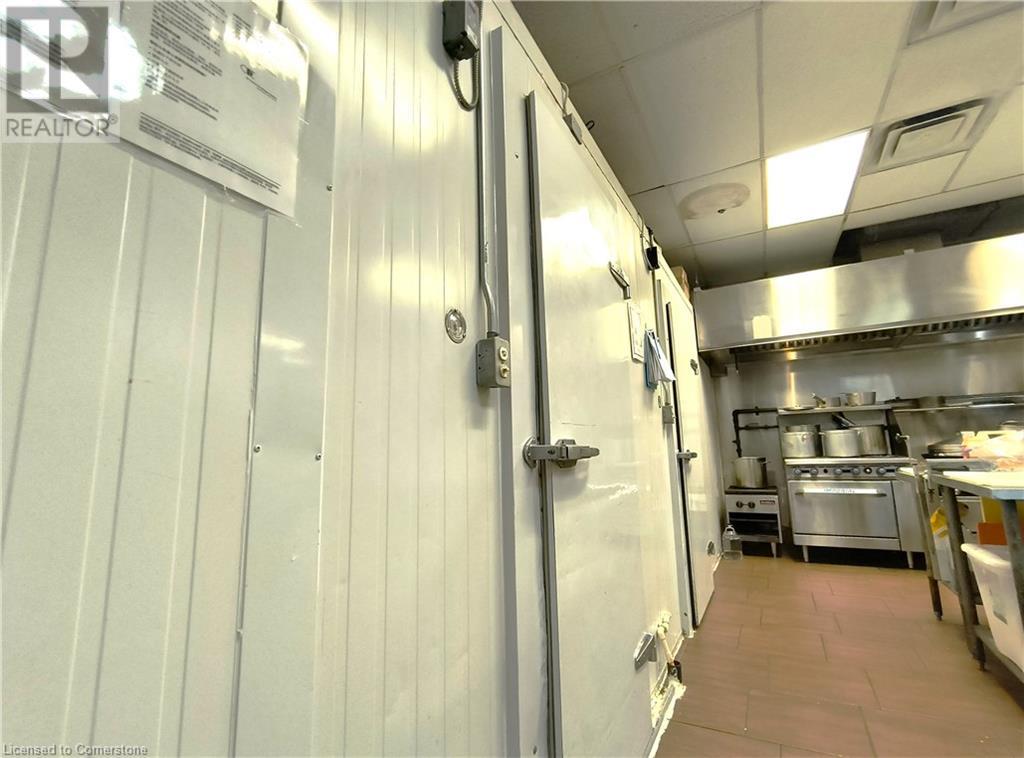 265 King George Road, Brantford, Ontario  N3R 6Y1 - Photo 12 - 40682500
