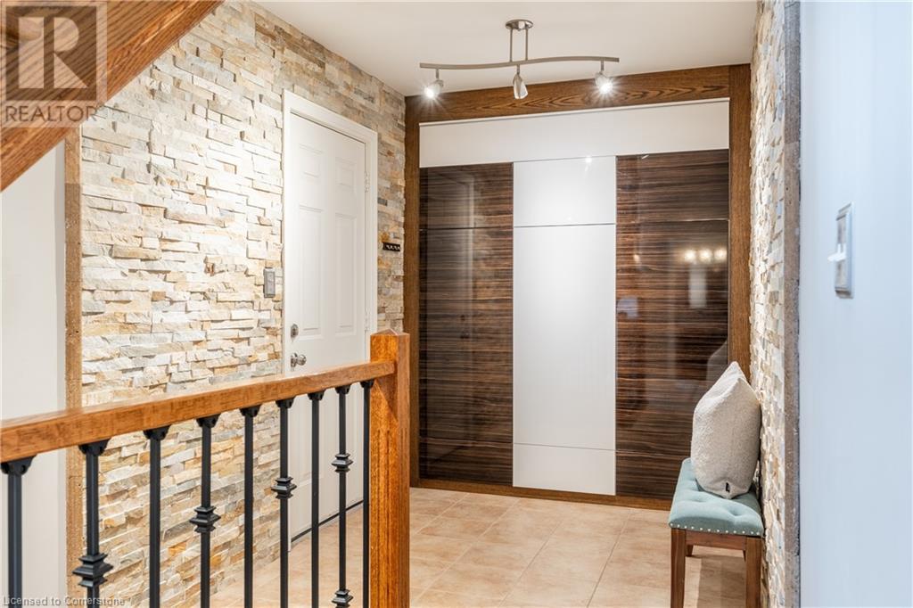 14 Evergreens Drive, Grimsby, Ontario  L3M 5P8 - Photo 8 - 40682362