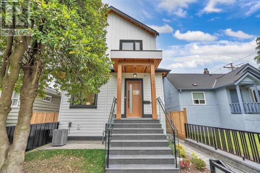 1 2710 E 1ST AVE AVENUE, Vancouver