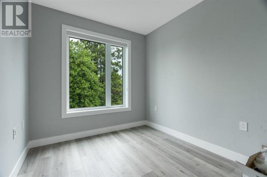 Listing Picture 12 of 19 : 1 2710 E 1ST AVE AVENUE, Vancouver / 溫哥華 - 魯藝地產 Yvonne Lu Group - MLS Medallion Club Member