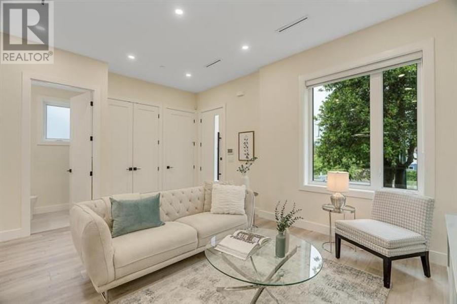 Listing Picture 9 of 19 : 1 2710 E 1ST AVE AVENUE, Vancouver / 溫哥華 - 魯藝地產 Yvonne Lu Group - MLS Medallion Club Member