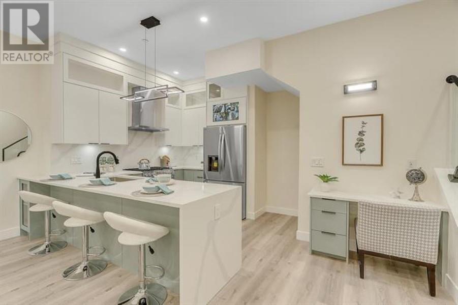 Listing Picture 18 of 19 : 1 2710 E 1ST AVE AVENUE, Vancouver / 溫哥華 - 魯藝地產 Yvonne Lu Group - MLS Medallion Club Member