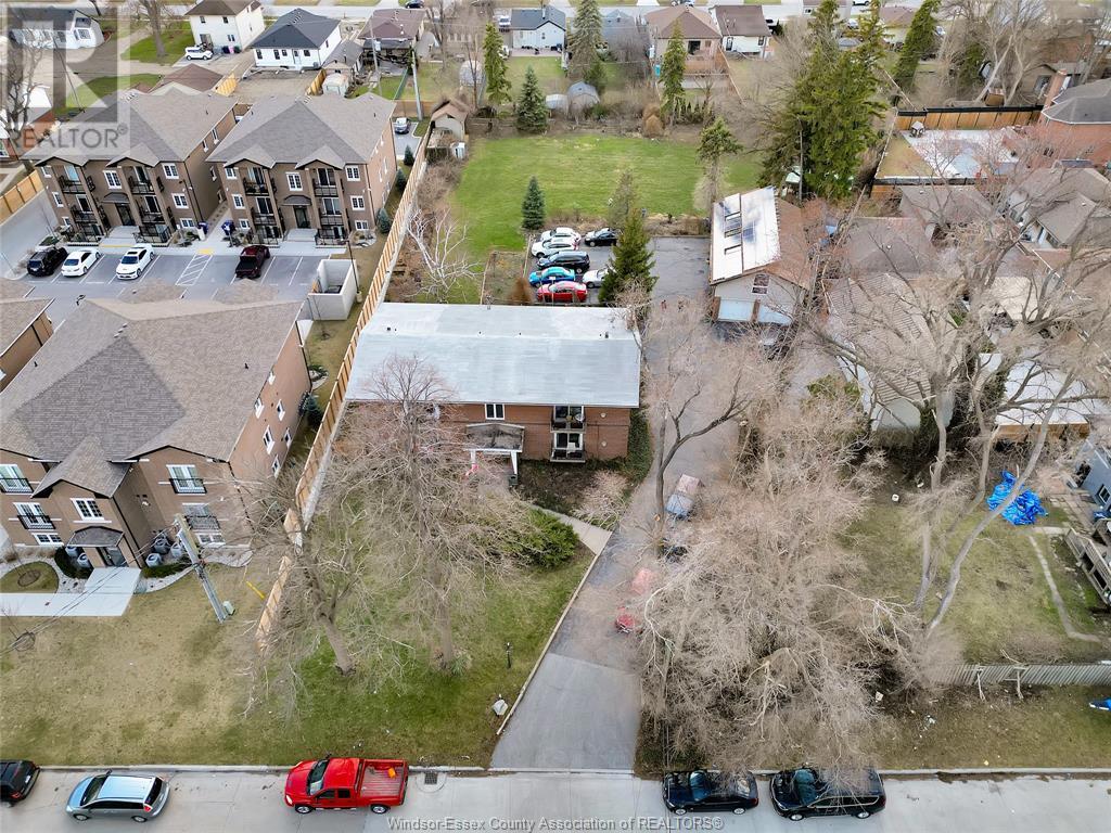 Property at 225 Watson image 4