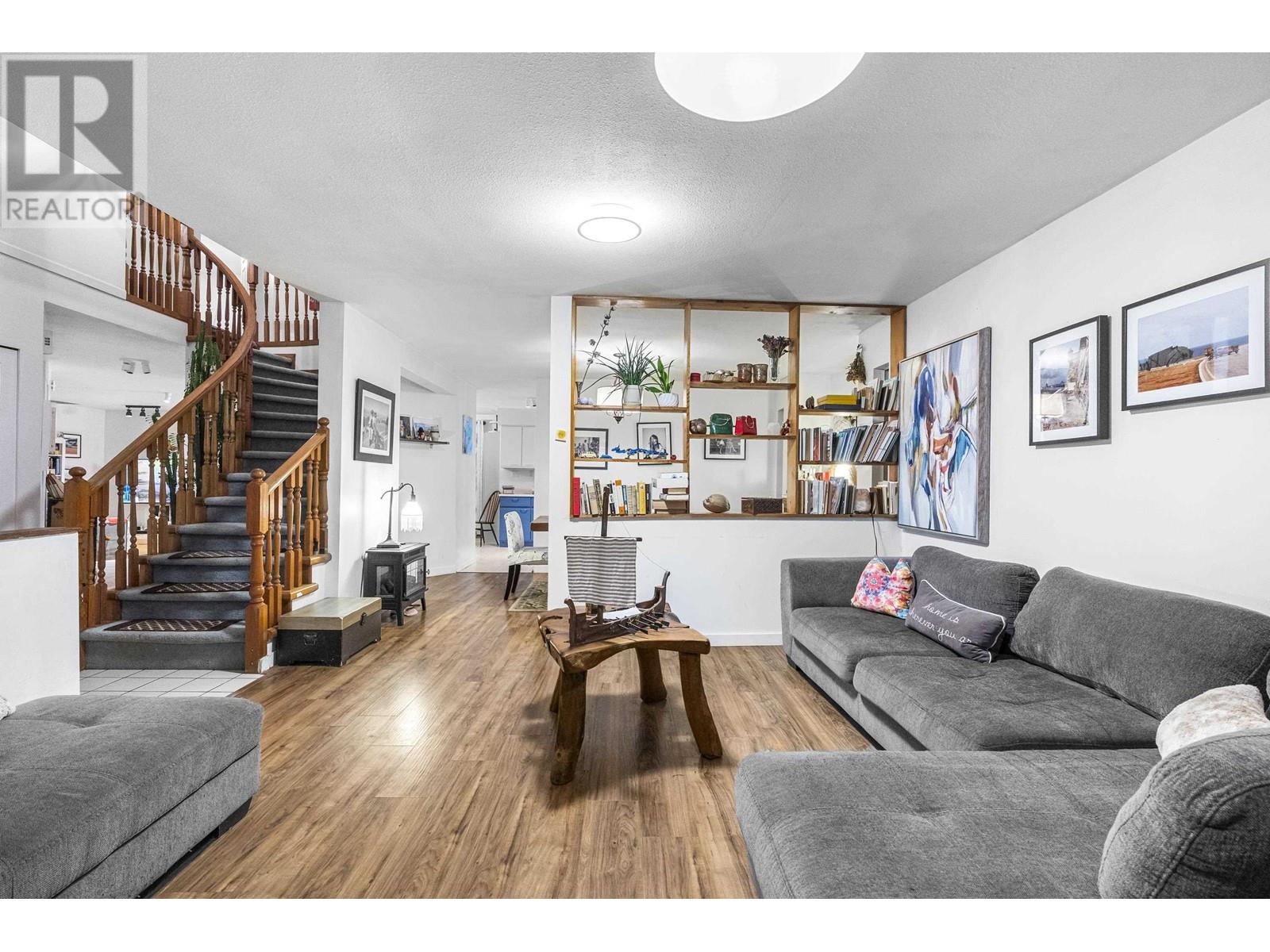 998 Seaforth Way, Port Moody, British Columbia  V3H 1P3 - Photo 9 - R2947724