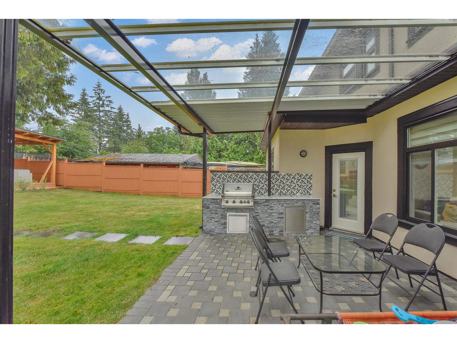 Property at 10266 126 STREET image 5