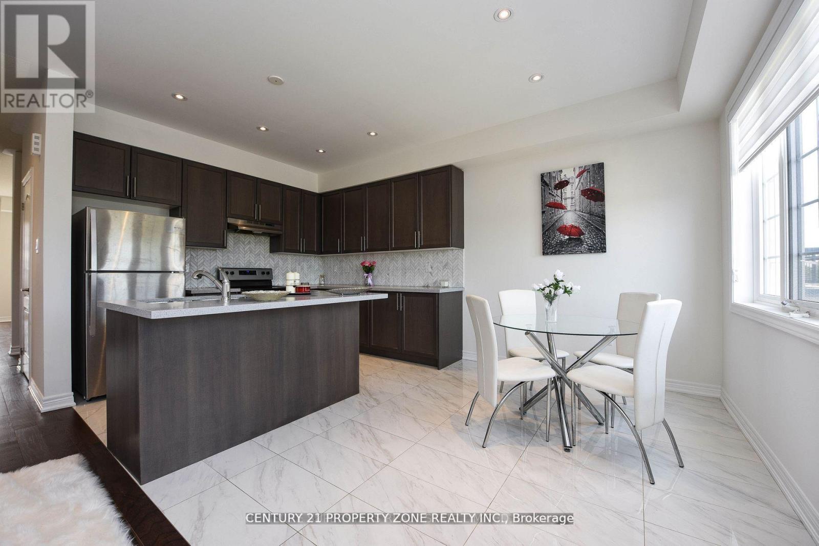 25 Hashmi Place, Brampton, Ontario  L6Y 0H8 - Photo 12 - W9237550