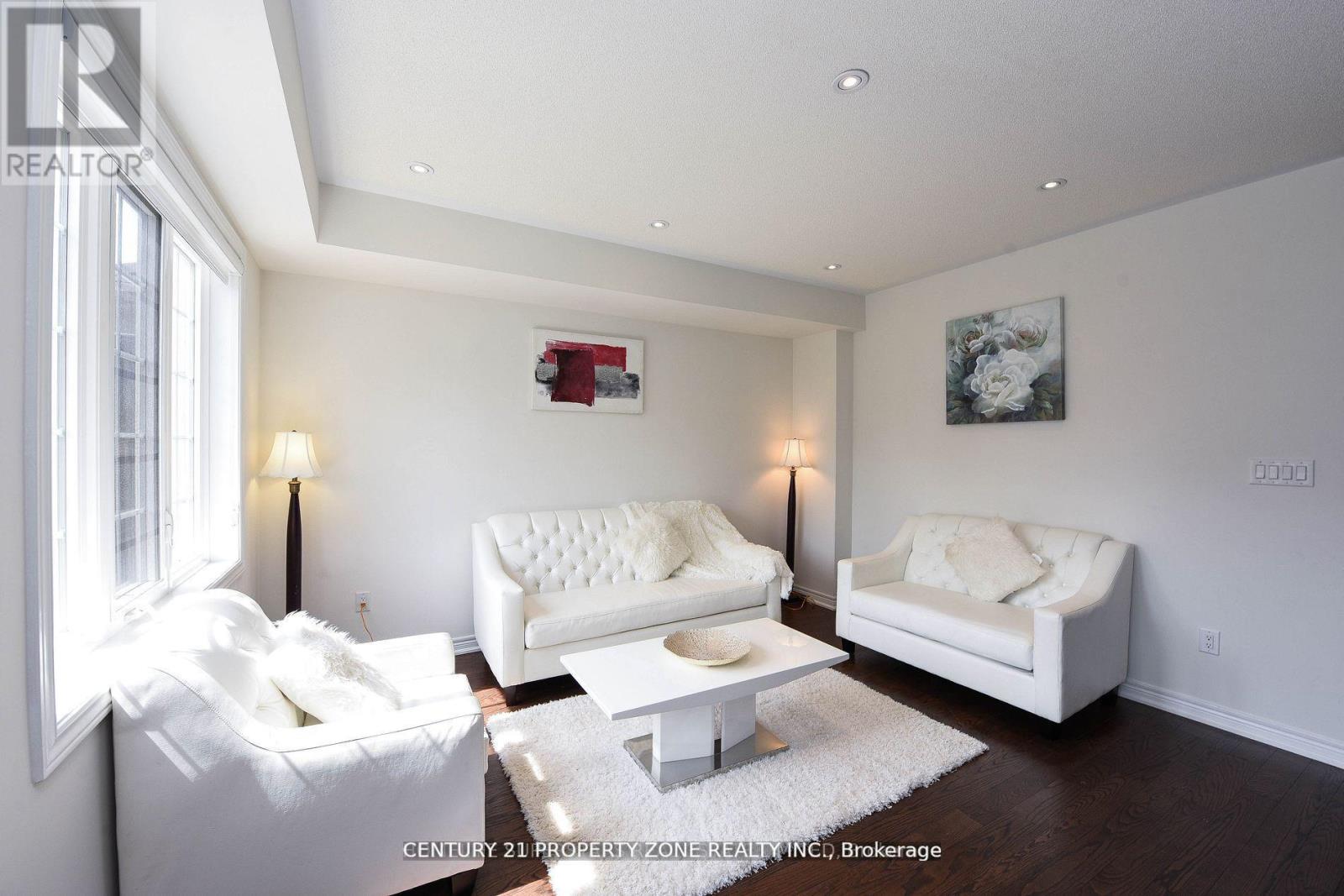 25 Hashmi Place, Brampton, Ontario  L6Y 0H8 - Photo 6 - W9237550