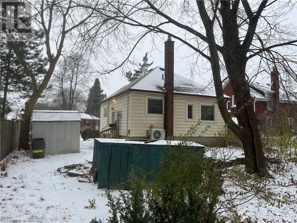 82 Brunswick Avenue, Kitchener, Ontario  N2H 4E8 - Photo 3 - 40681845