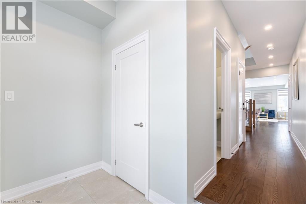 124 Lumb Drive, Cambridge, Ontario  N1T 0E7 - Photo 4 - 40682511