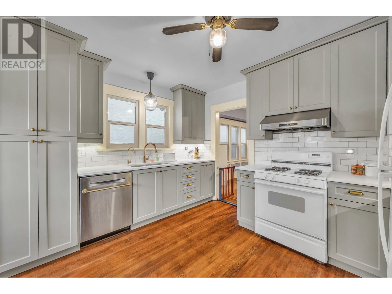 1217 E 12th Avenue, Vancouver, British Columbia  V5T 2J8 - Photo 10 - R2946720