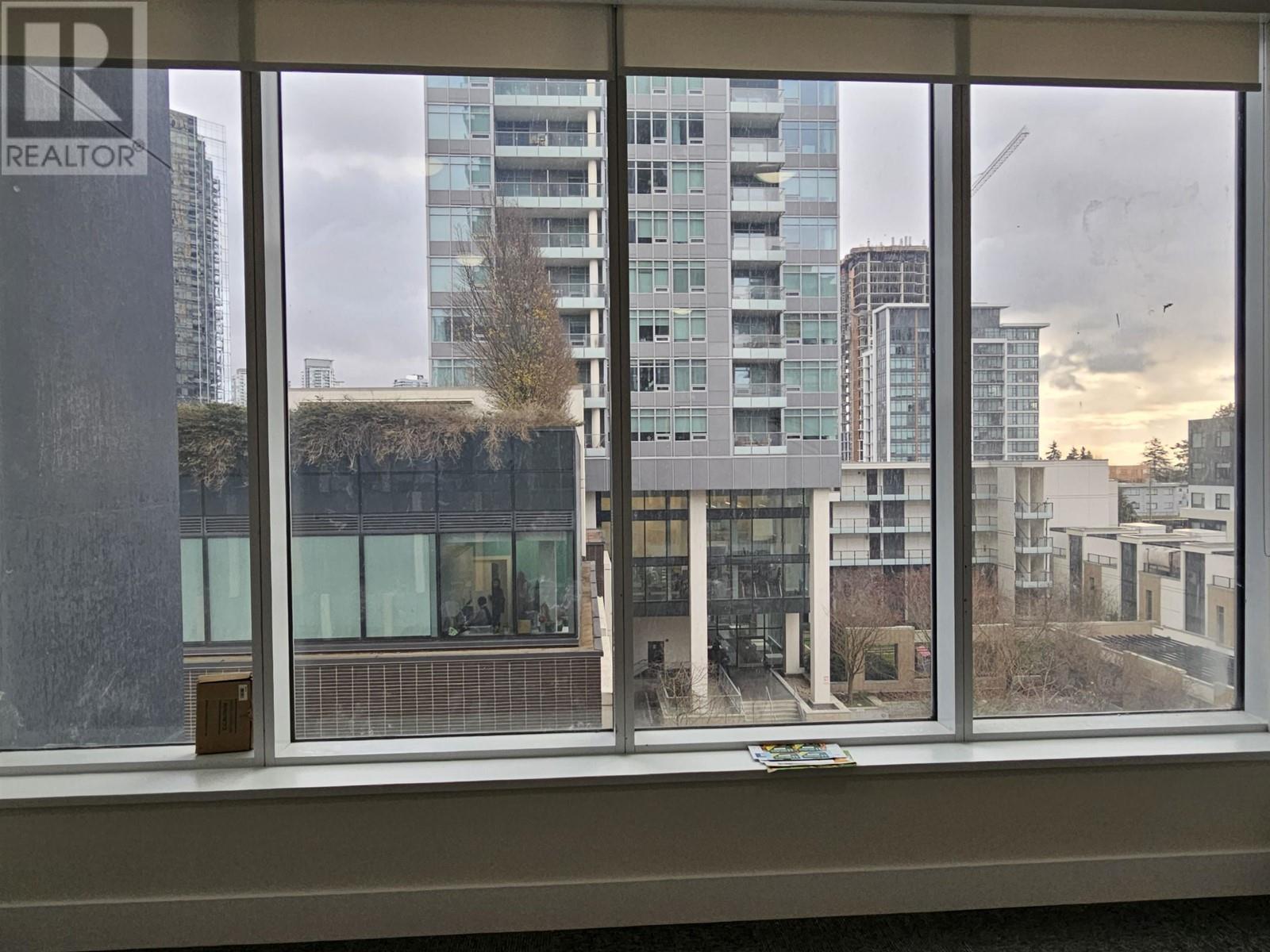 Listing Picture 7 of 11 : 510 6378 SILVER AVENUE, Burnaby / 本拿比 - 魯藝地產 Yvonne Lu Group - MLS Medallion Club Member