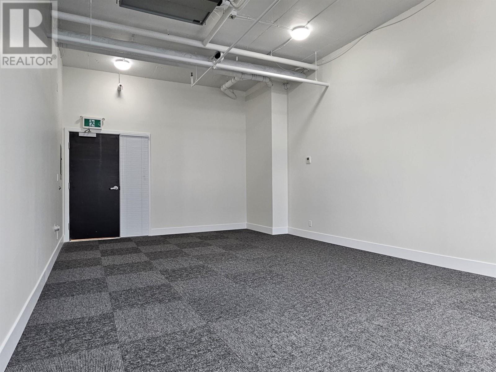 Listing Picture 3 of 11 : 510 6378 SILVER AVENUE, Burnaby / 本拿比 - 魯藝地產 Yvonne Lu Group - MLS Medallion Club Member