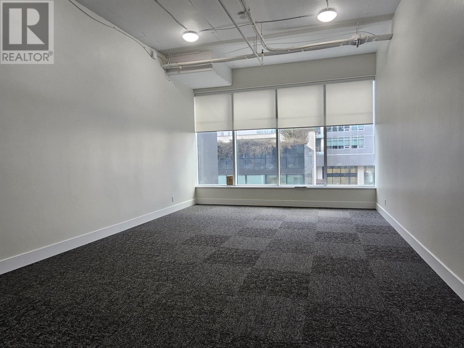 Listing Picture 6 of 11 : 510 6378 SILVER AVENUE, Burnaby / 本拿比 - 魯藝地產 Yvonne Lu Group - MLS Medallion Club Member