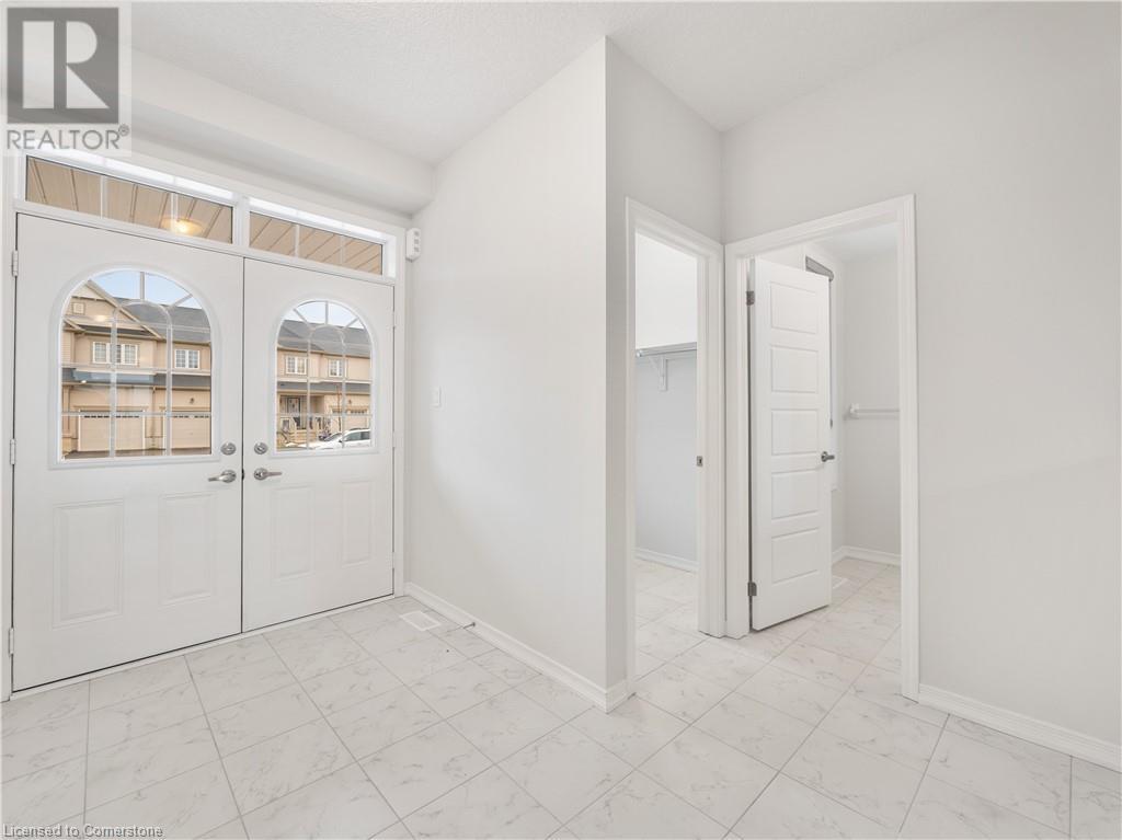 139 Munro Circle, Brantford, Ontario  N3T 5L5 - Photo 3 - 40682519