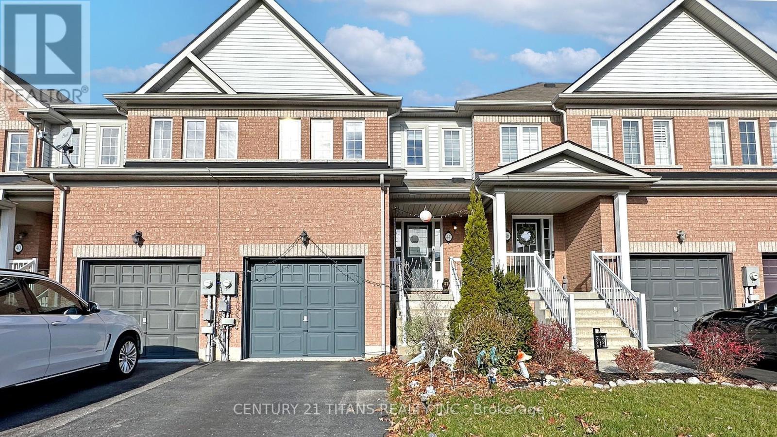 44 Dewell Crescent, Clarington, Ontario  L1E 0B7 - Photo 1 - E11821710