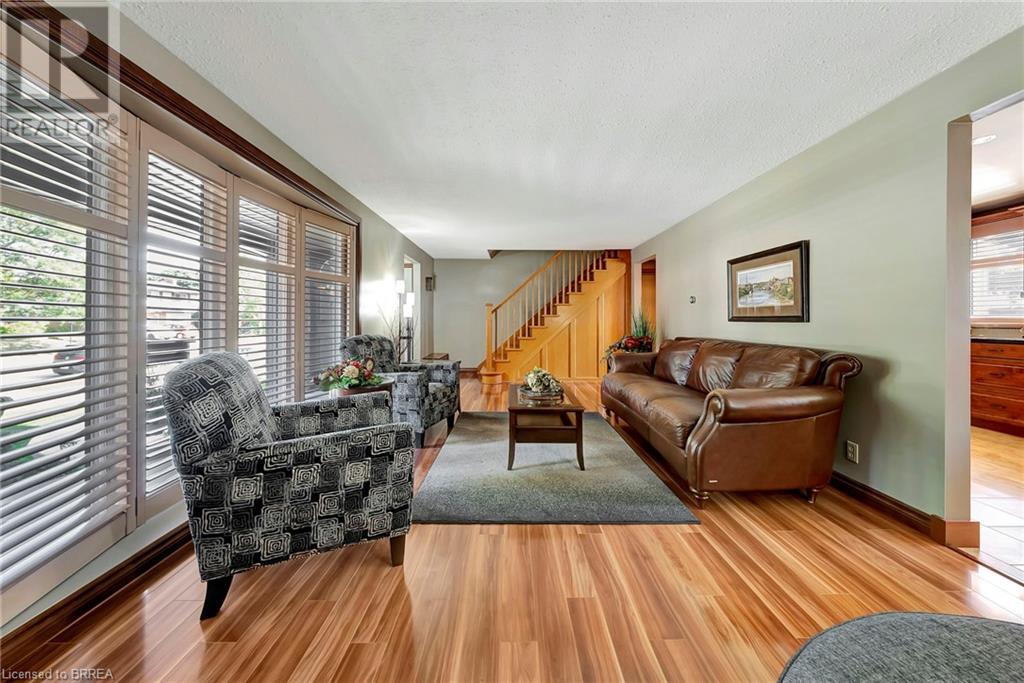 82 Westwood Crescent, Cambridge, Ontario  N1S 3Y8 - Photo 3 - 40646990