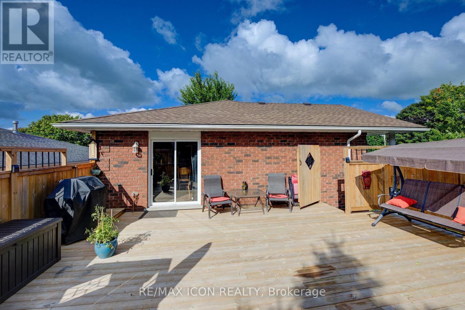 178 Melissa CrescentWellington North (Mount Forest), Ontario  N0G 2L3 - Photo 37 - X11821745