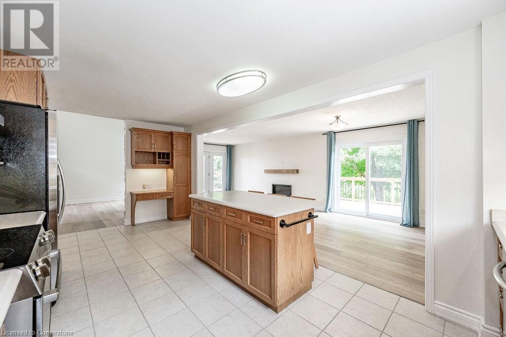 358 New Forest Court, Waterloo, Ontario  N2K 3W9 - Photo 17 - 40680273