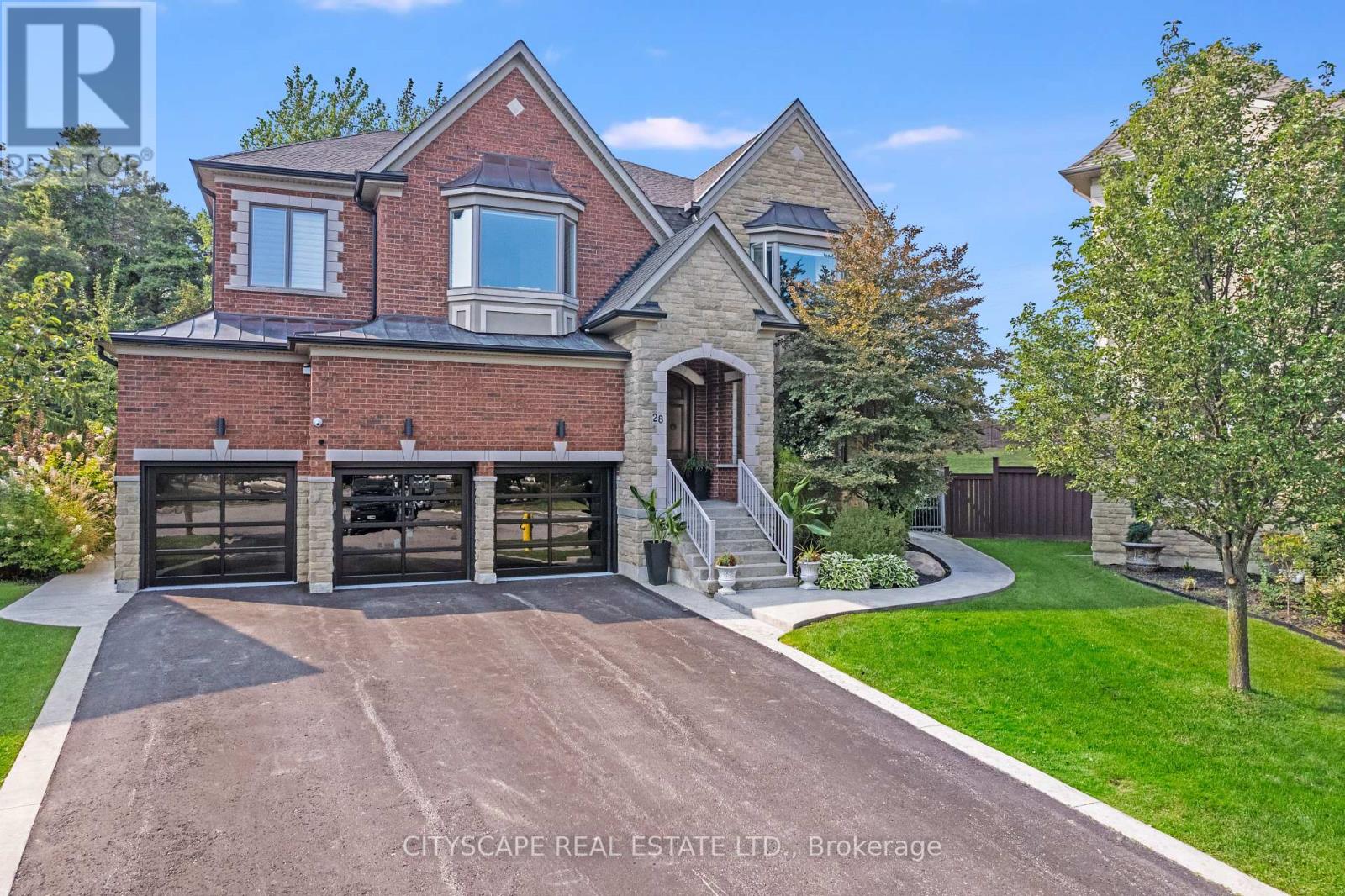 28 Sweet Valerie Court, Vaughan, Ontario  L6A 0C6 - Photo 3 - N11821885