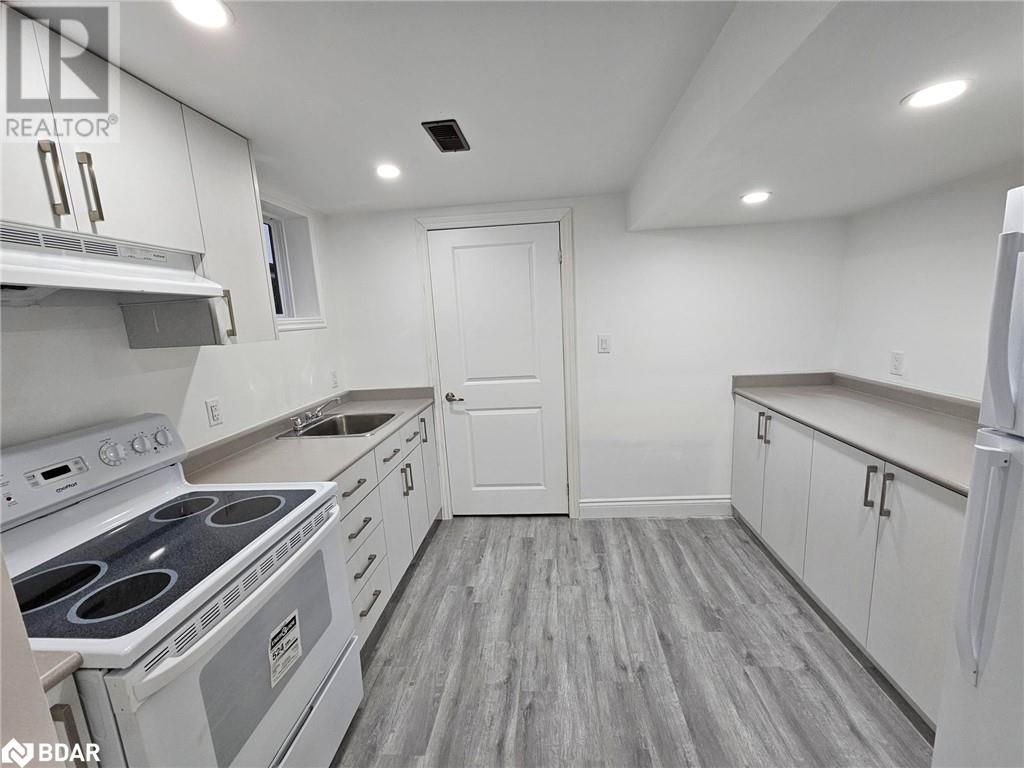 167 Steel Street Unit# Bsmt, Barrie, Ontario  L4M 2G6 - Photo 8 - 40682493