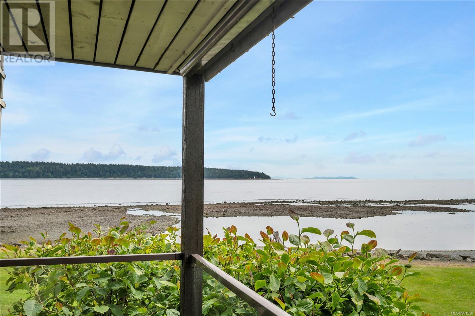 Property at 3207 27 Island Hwy S image 3