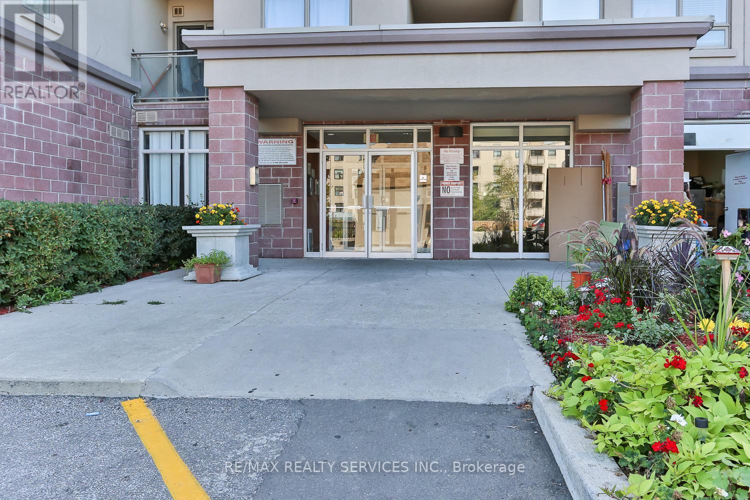 716 - 7405 Goreway Drive, Mississauga, Ontario  L4T 0A3 - Photo 3 - W11821933