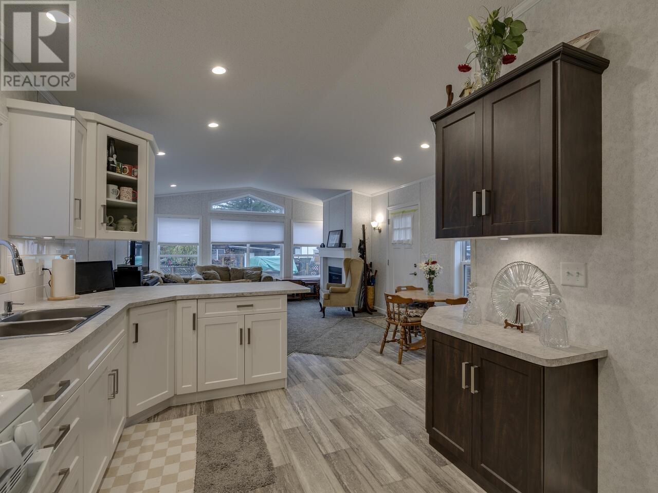 77 40157 Government Road, Squamish, British Columbia V0N 1T0 - Photo 12 - R2942893