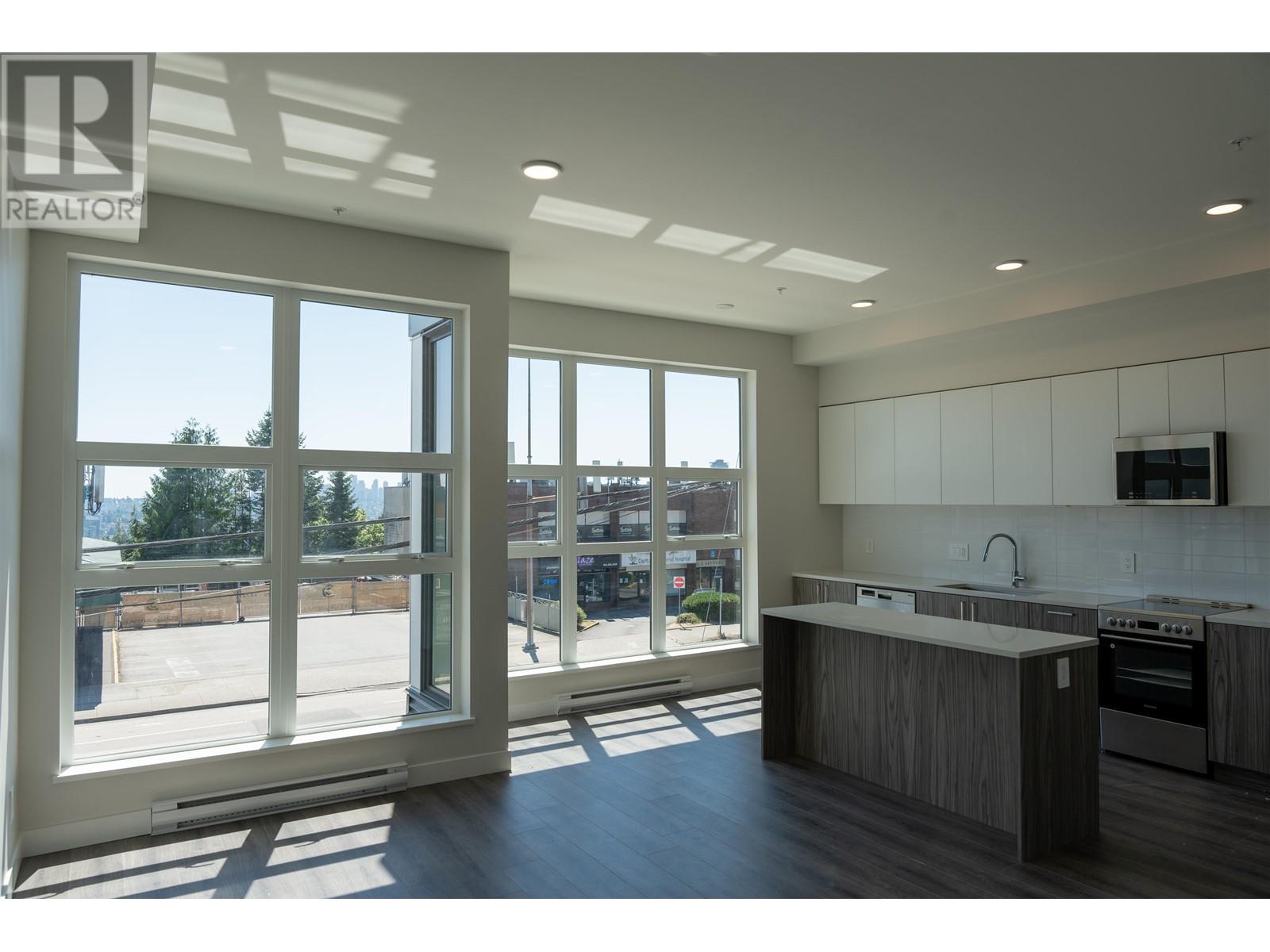 Listing Picture 4 of 10 : 203 5535 HASTINGS STREET, Burnaby / 本拿比 - 魯藝地產 Yvonne Lu Group - MLS Medallion Club Member