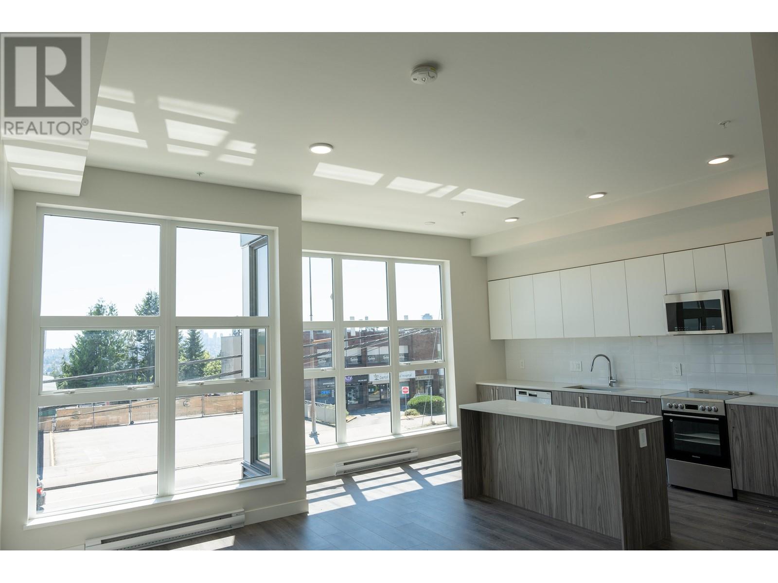 Listing Picture 9 of 10 : 203 5535 HASTINGS STREET, Burnaby / 本拿比 - 魯藝地產 Yvonne Lu Group - MLS Medallion Club Member