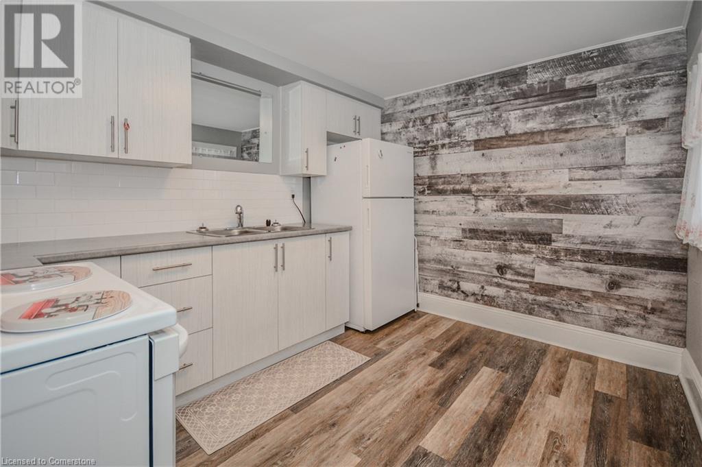 25 Elgin Street N Unit# 4, Cambridge, Ontario  N1R 5G8 - Photo 4 - 40682543