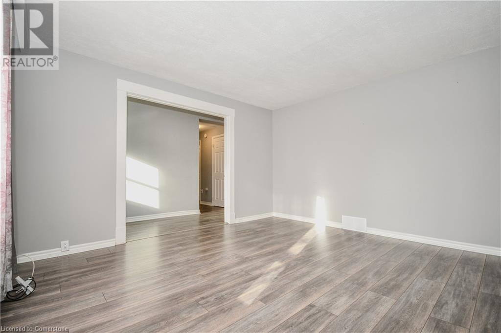 25 Elgin Street N Unit# 4, Cambridge, Ontario  N1R 5G8 - Photo 6 - 40682543