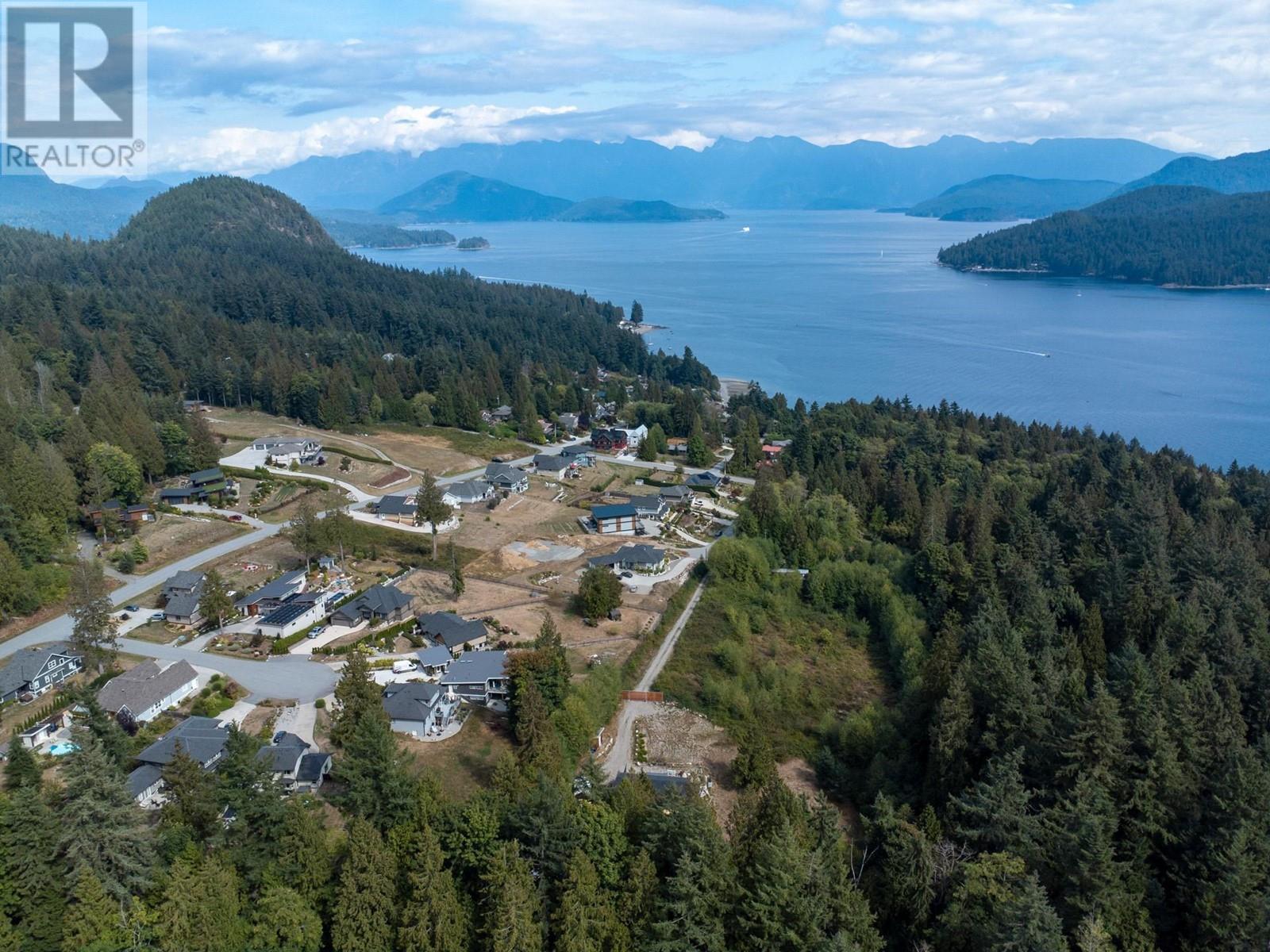783 Courtney Road, Gibsons, British Columbia V0N 1V1 - Photo 10 - R2947975