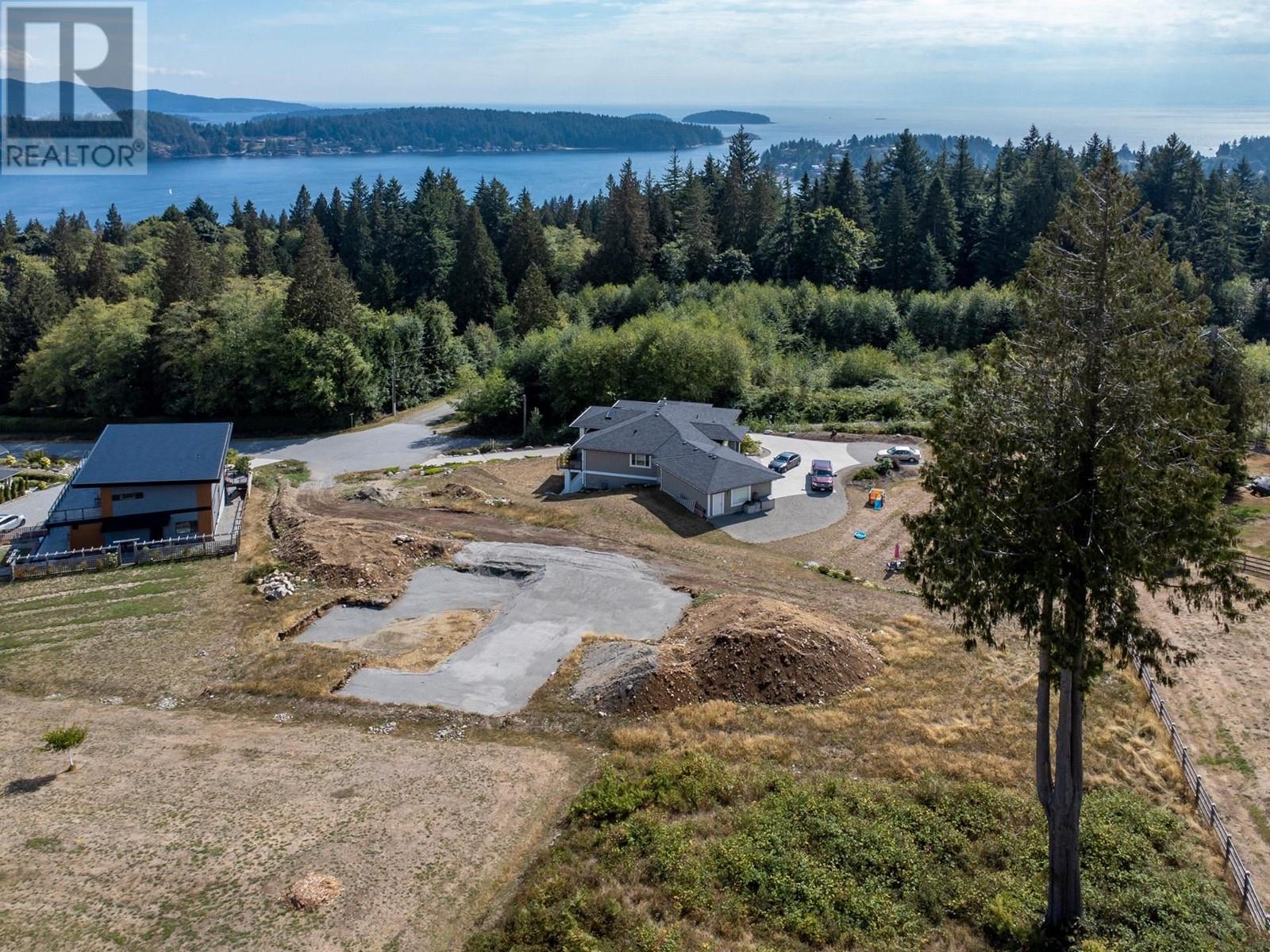 783 Courtney Road, Gibsons, British Columbia V0N 1V1 - Photo 6 - R2947975