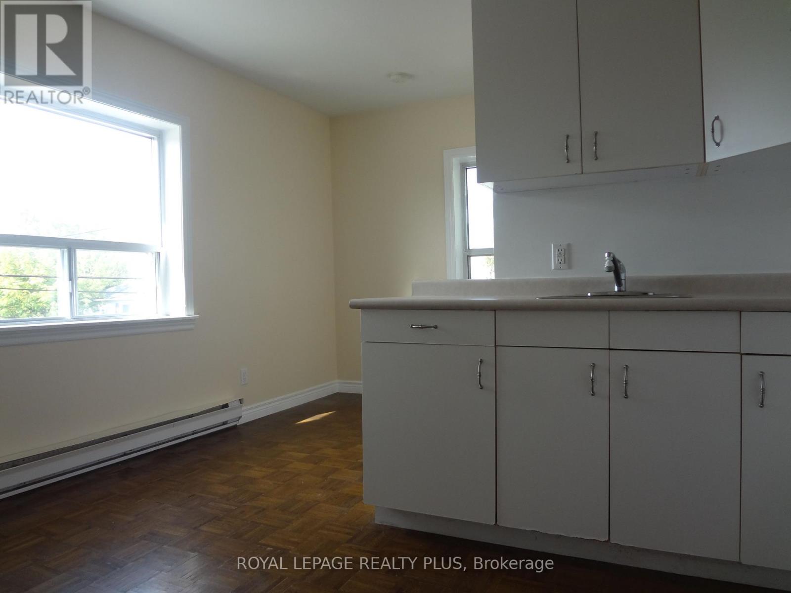 743 Lakeshore Road E, Mississauga (Lakeview), Ontario  L5E 1C6 - Photo 32 - W11822047