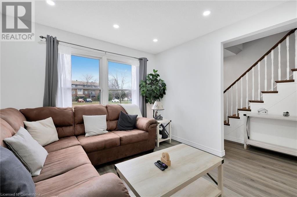 596 Grey Street Unit# 2, Brantford, Ontario  N3S 4Y1 - Photo 5 - 40682589